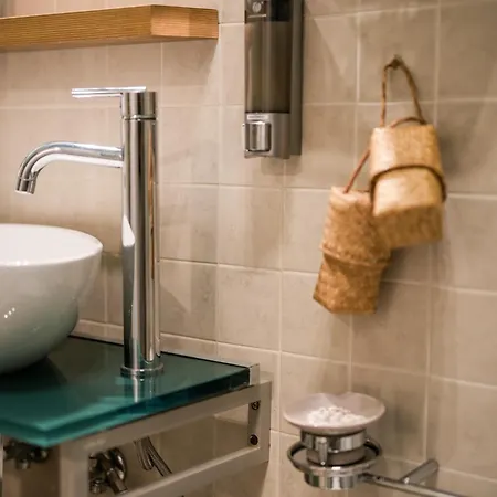 Daire L' λᄂᄂөggiө Di Kλmλ' *